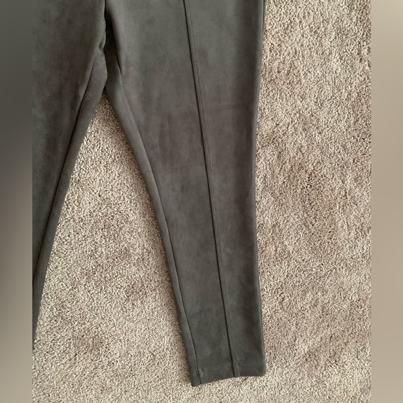 Andrew Marc Faux Suede Gray / Brown High Rise Leggings - Large - Picture 4 of 9
